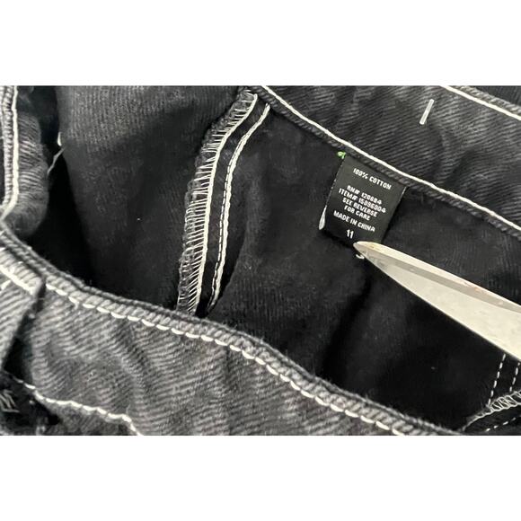 Hot Topic Denim Carpenter Cargo Pants 11 Womens Black Green Hi Rise Straight Leg - Picture 3 of 7